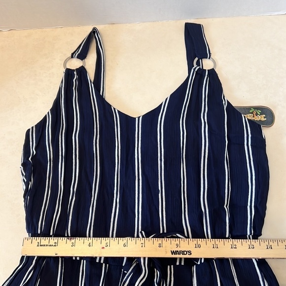 Shoreline.  Jumpsuit. Blue/White Stripe.  Size L. - Picture 5 of 11